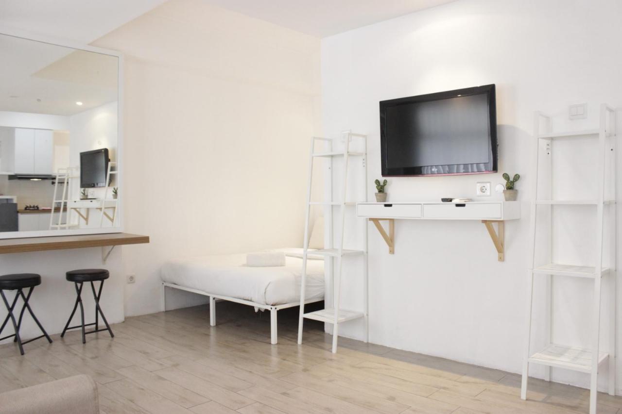 Modern Chic At Grand Afrika By Travelio *